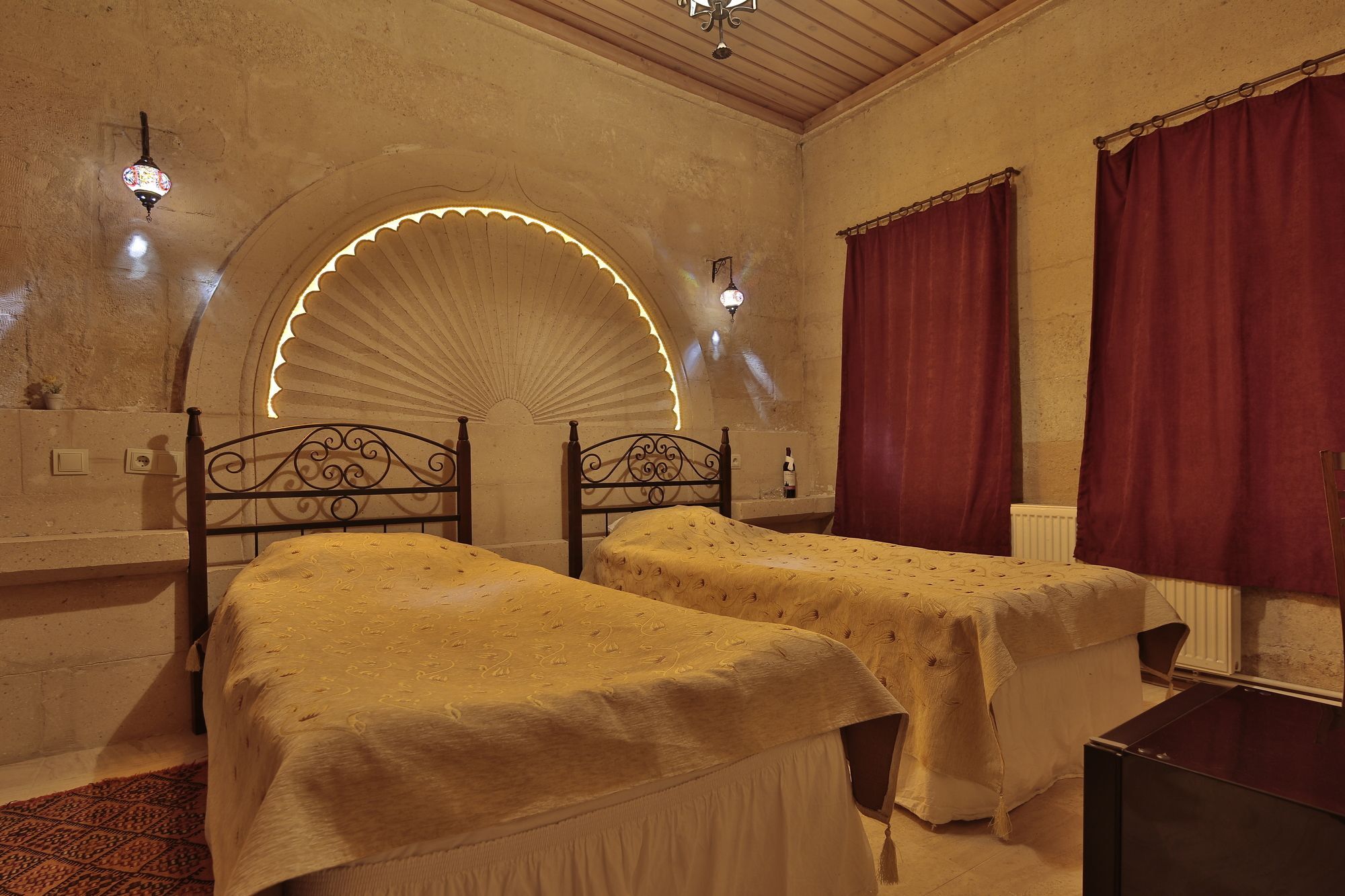 Heaven Cave House - Razziya Evi Panzió Ürgüp Kültér fotó